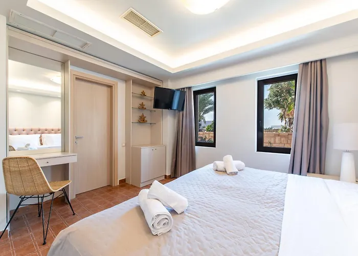 Bliss Complex With Private Pool *