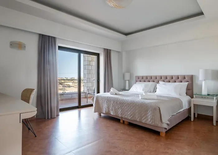 Bliss Complex With Private Pool *